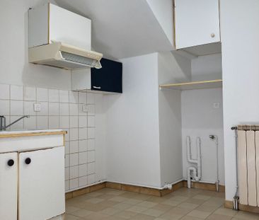 Location Appartement 4 pièces 76m² - Photo 3