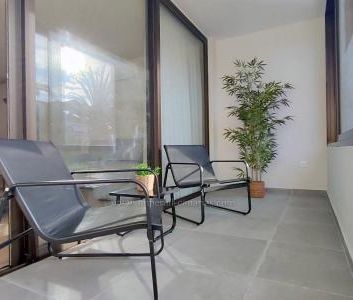 Modern one-bedroom flat to let in the Botánico special area of natu... - Photo 2