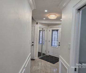 For Lease - 52 Noake Crescent Unit# Main, Ajax, Ontario - Photo 4