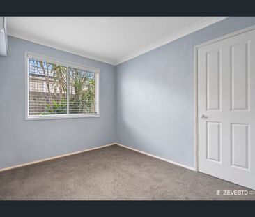 Charming Crestmead Opportunity Awaits - Photo 1