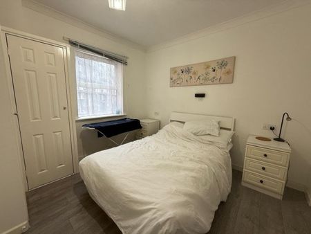 Bridge Terrace, Southampton - Photo 4