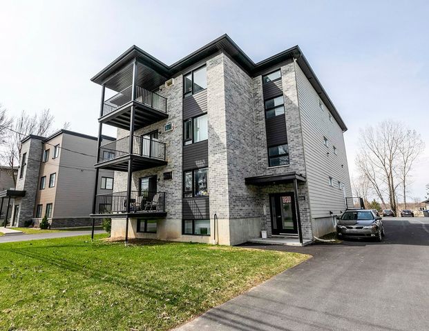 À louer / Appartement - Photo 1