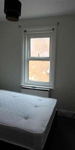 Wilton Avenue, Southampton, SO15 - Photo 4