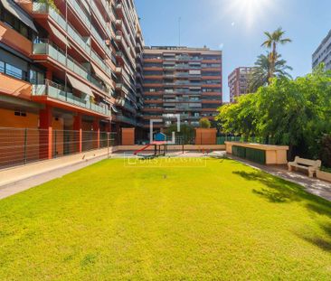 3 bedroom luxury Apartment for rent in Valencia - Photo 1