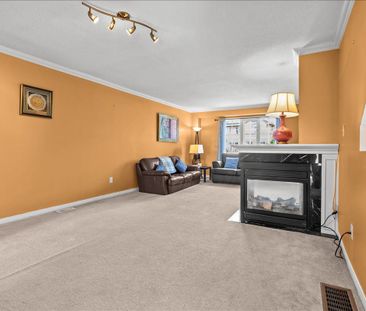 For Lease - 2561 Gill Crescent, Oakville, Ontario - Photo 4