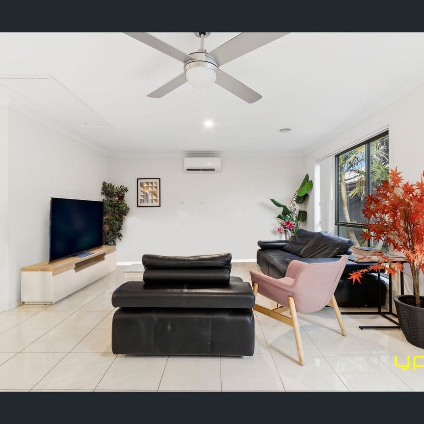 Charming Family Home in Cranbourne East - Photo 1