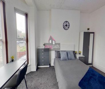 1 bedroom in a house share to rent - Photo 2