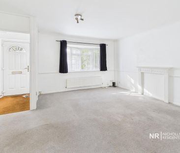 3 bedroom end of terrace house to rent - Photo 2