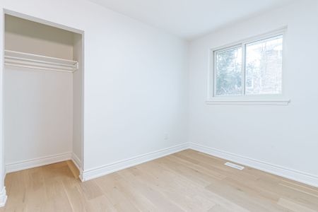 For Lease - 47 Sherwood Forest Drive Unit# Main, Markham, Ontario - Photo 3