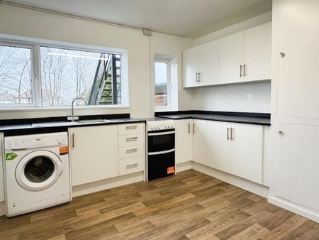 Elm Lane, Sheffield, S5 7TW - Photo 5