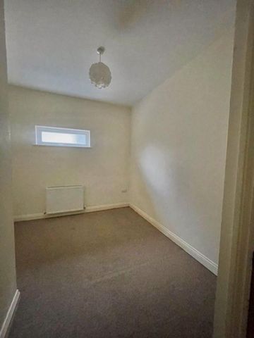1 bedroom property to rent - Photo 2