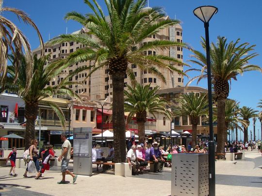 Furnished Equipped Position Perfect - Photo 1