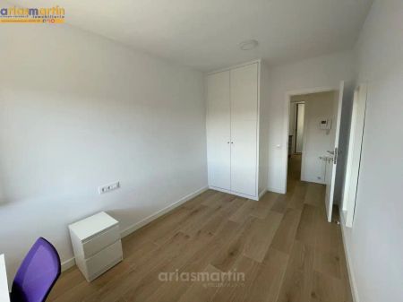Piso de alquiler en Melchor Cano, Carmelitas - Photo 5