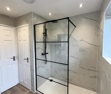 2 bedroom detached bungalow to rent - Photo 1