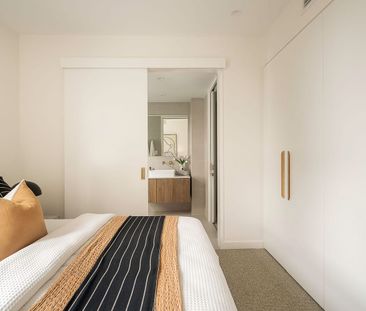 BRAND NEW LUXURY REAR STRATA HOME - Photo 3