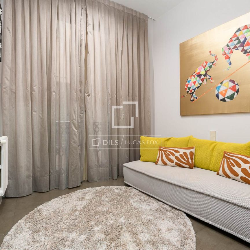 Excellent 3 Bedroom apartment with 6m² terrace for rent in Eixample Right, Barcelona - Photo 1