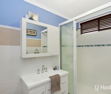 2/76 Banfield Drive, Mount Louisa - Photo 2