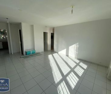 Location Appartement 4 pièces 75m² LE PLESSIS TREVISE 94420 - Photo 4