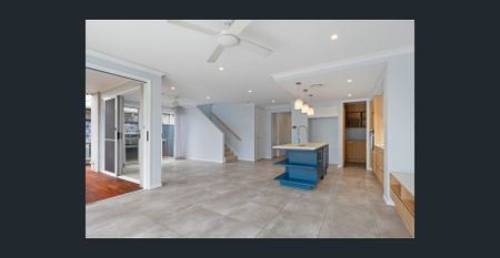 Experience Luxury Living in Newport - Photo 2