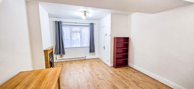 2 bedroom terraced house to rent - Photo 1