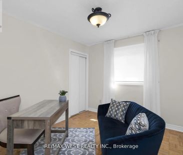 362 AVRO ROAD - Photo 3