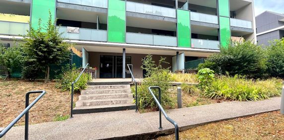 Location Appartement 2 pièces 52m² BOURG EN BRESSE 01000 - Photo 2