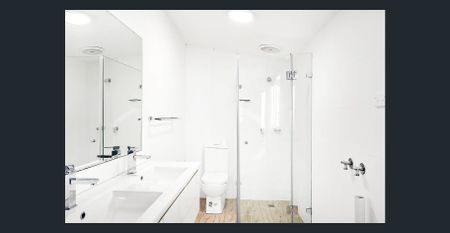 Older style neat and tidy three bedroom home - Photo 4