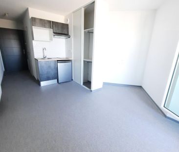 Location Appartement 1 pièce 19m² NIMES 30000 - Photo 3