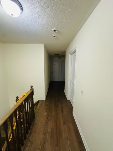 For Lease - 90 Royal Fern Crescent, Caledon, Ontario - Photo 2