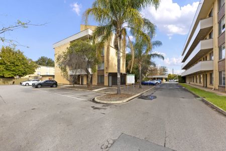 Level 3, 43/ Noblet St , - Photo 4