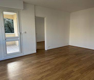 Location Appartement 3 pièces 68m² - Photo 4