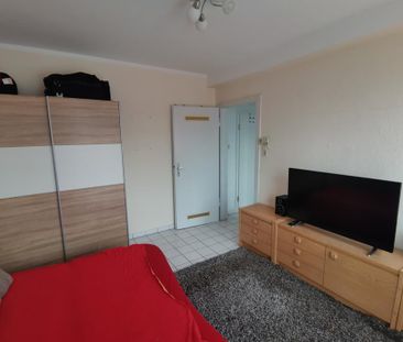 Top gelegene 1-Zimmer-Wohnung mit großem Balkon - Photo 1