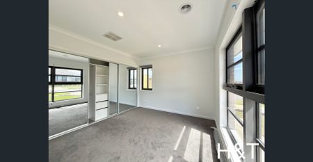 Brand New Four-bedroom house - Photo 3