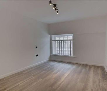 Old Town Court, High Street, Old Town, Swindon, Wiltshire, SN1 - Photo 5