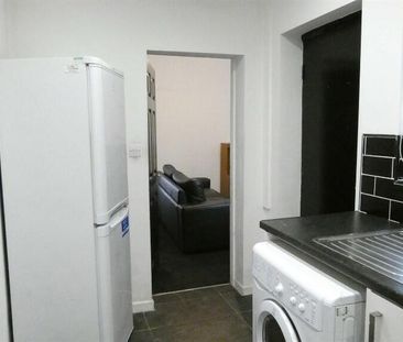 Room in a Shared House, Romney Street, M6 - Photo 5