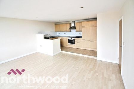 2 bedroom flat to rent - Photo 3