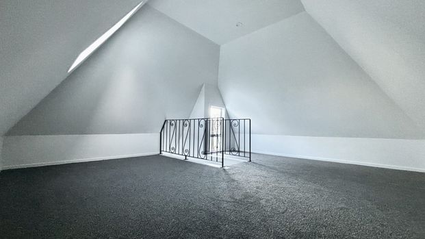 8/24 Parliament Street, Melling - Photo 1