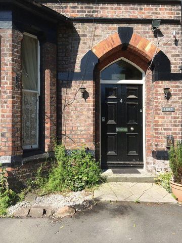 1 bedroom in a house share to rent - Photo 2