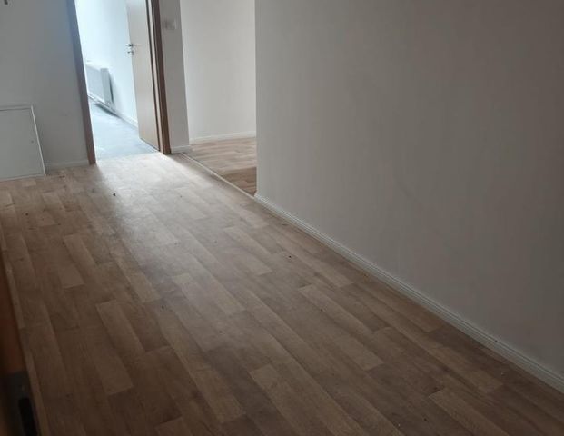 Erstbezug nach Sanierung! Wunderschöne 3-Raum Wohnung in Gröningen - Photo 1