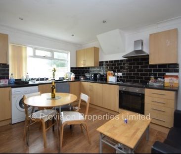 3 Bedroom Properties Burley - Photo 4