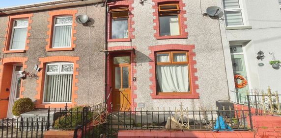 Waun Fach, Nantymoel, BRIDGEND - Photo 2