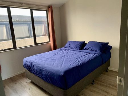 Rent this Lovely Home in Sandringham - Photo 3