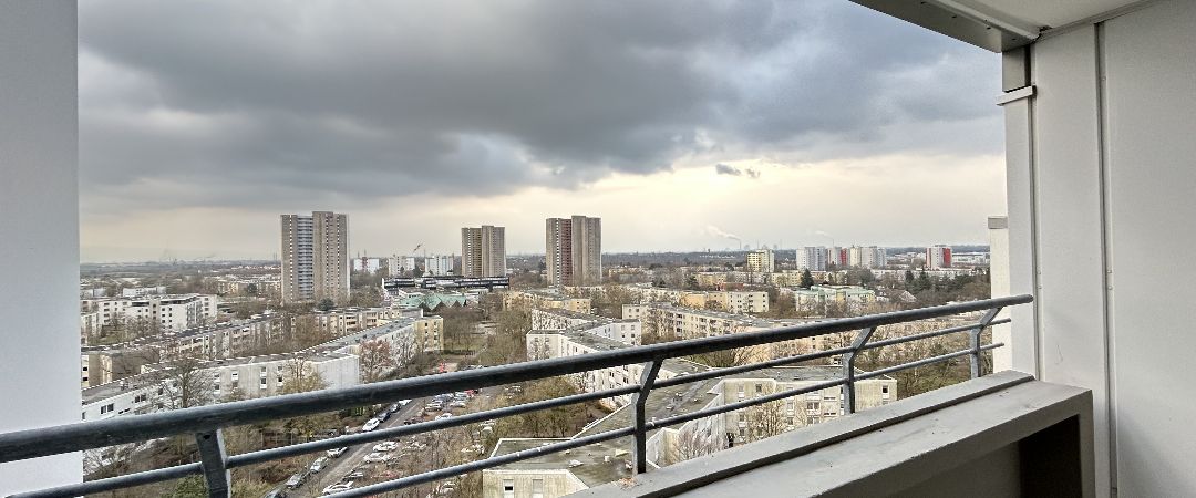 Modernisierte Wohnung mit grandioser Aussicht - Foto 1