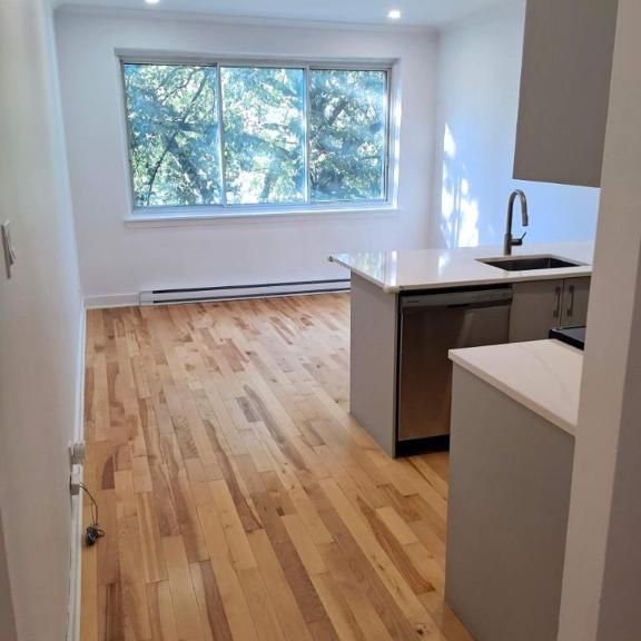 2 CH - 1 SDB - Montreal - $1,895 /mo - Photo 1