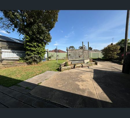 5 McLean Street, Albion, Vic 3020 - Photo 5