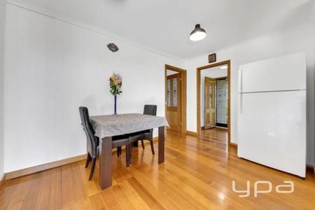 The Perfect Family Home! - Photo 4
