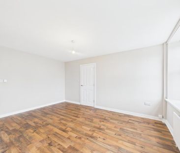 27a Abbots Cross, Newtownabbey, Newtownabbey, BT37 9QY - Photo 3