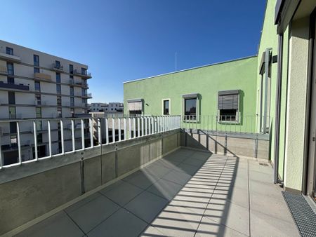Erstbezug: Geräumige 3-Zimmerwohnung mit großem südseitigen Balkon im 3. OG - Photo 2