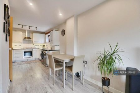 1 bedroom flat to rent - Photo 3