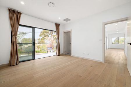 Brand New Charming Family Home - Photo 2